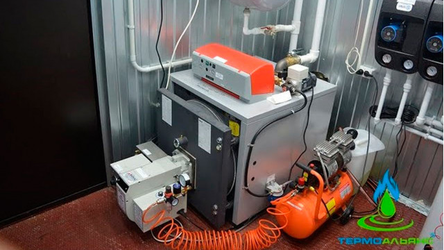 Котел на отработке Ecoheat S в модульной котельной.